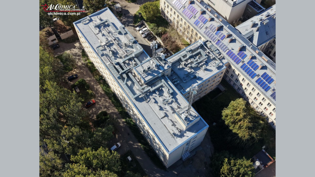 II etap renowacji dachu Szpitala Dziecięcego na Saskiej Kępie - Hyperdesmo Alpha Aliphatic w roli głównej