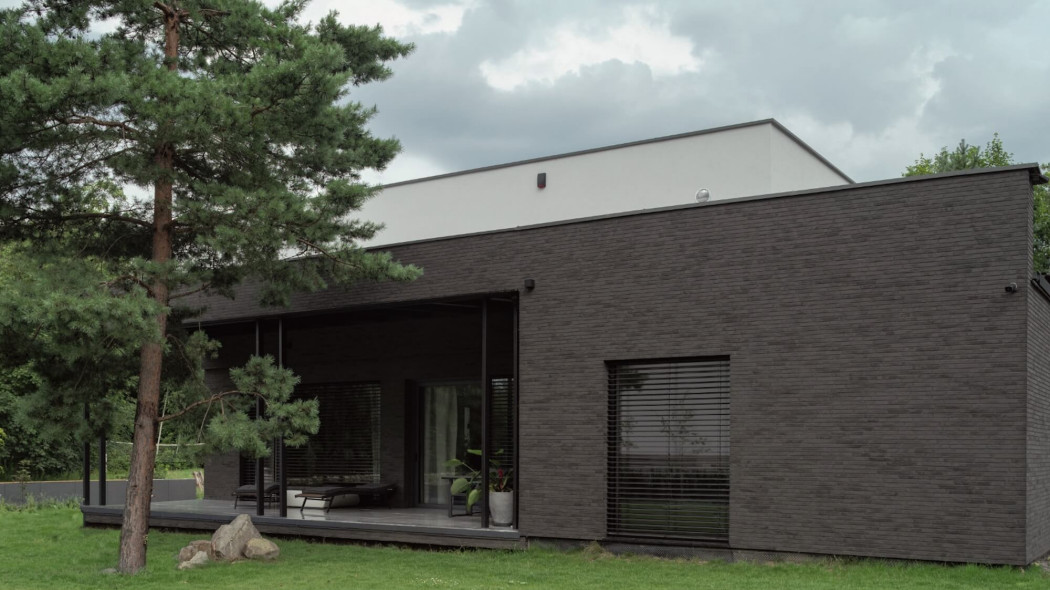 Klinkier elastyczny na elewacji - lżejsza i prostsza w montażu alternatywa dla cegły