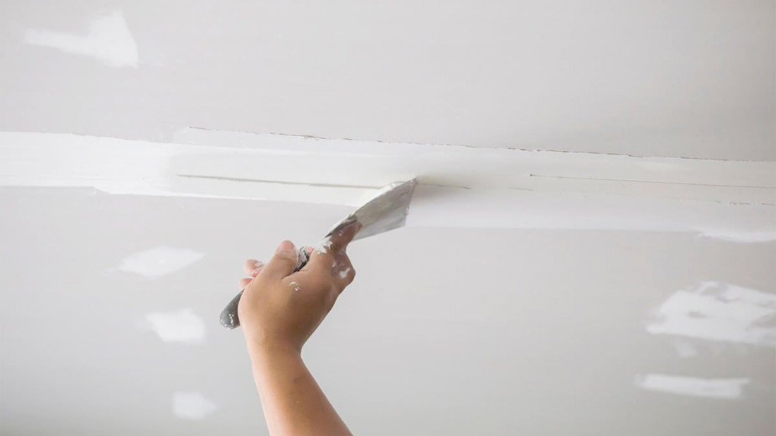Szpachlowanie łączeń płyt gipsowych. 5 pułapek, których musisz unikać!