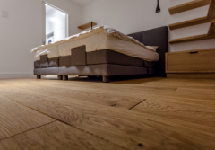 Lite drewno kontra syntetyki - co wybrać?