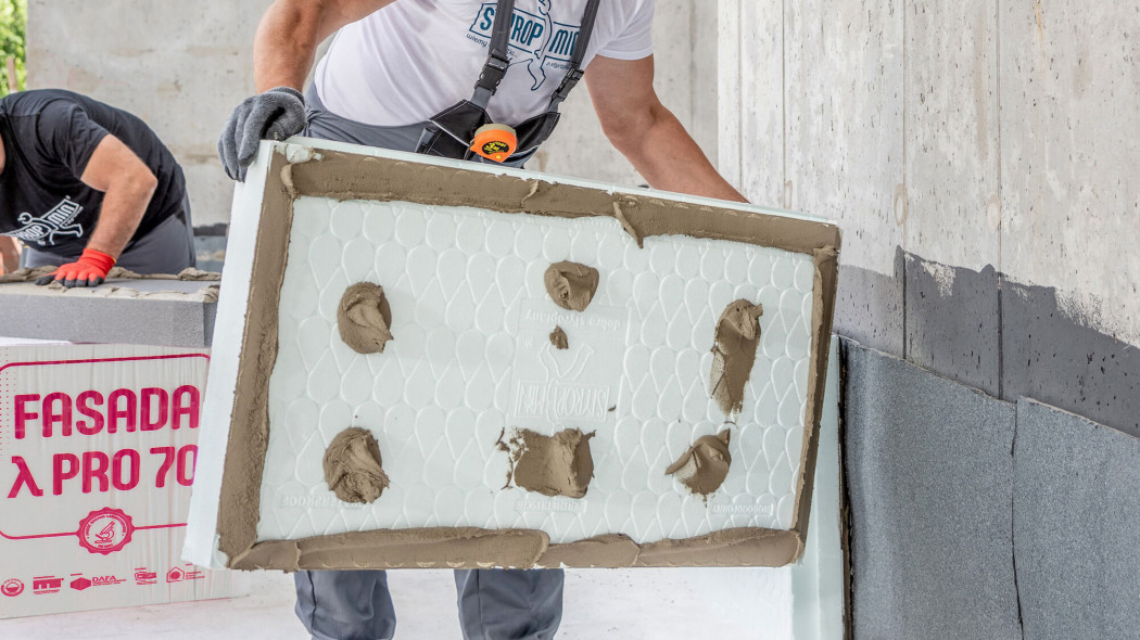 Ocieplenie styropianem czy wełną? Ta izolacja jest numerem jeden