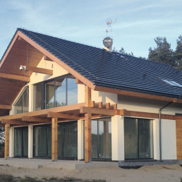 Dom z prefabrykatów zamiast murowanego - szybciej, drożej, ale czy lepiej?