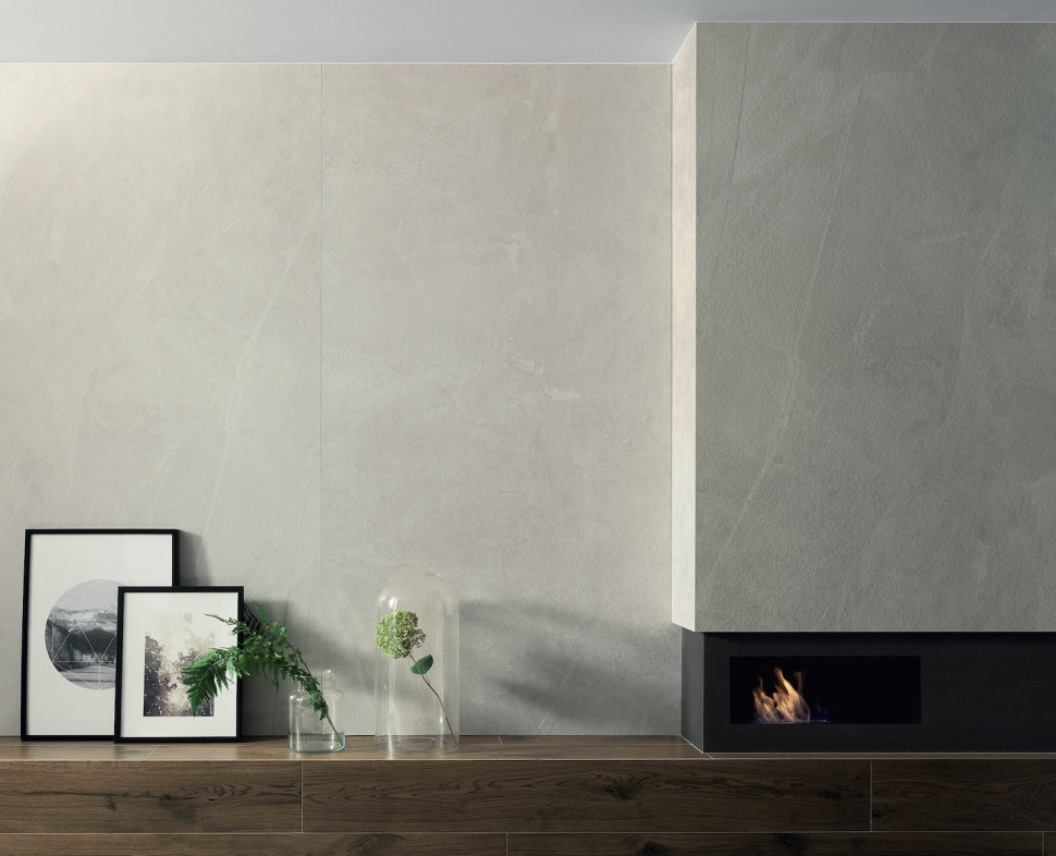 gres na ścianie duże płytki