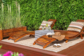 Drewno w ogrodzie może wyglądać dobrze nawet przez 9 lat. Jest na to jeden sposób