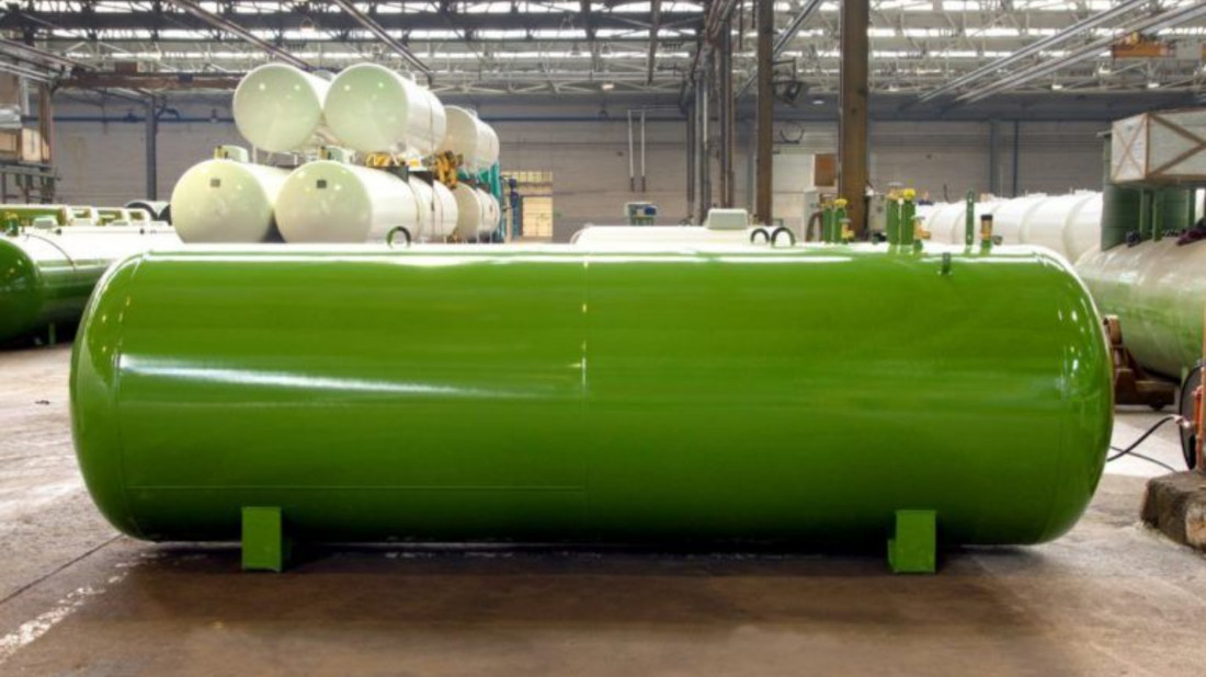 Bezpieczeństwo ciepła. Dlaczego inwestorzy masowo wybierają zbiorniki pod ziemią?