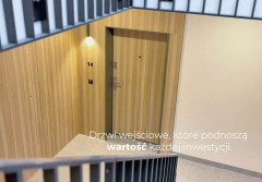 Drzwi wejściowe do mieszkania ENTRA GRADARA na osiedlu ANTARES w Pruszczu Gdańskim