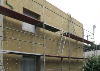 200 tys. zł za ciepły dom. Liczymy koszty termomodernizacji i sprawdzamy dopłaty