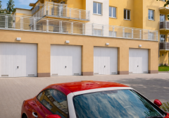 Wymiana okien w bloku: Jak zaplanować inwestycję, by realnie obniżyć rachunki?