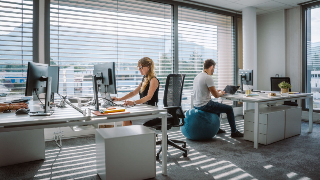 Biuro, które obniża rachunki: inwestycja zwraca się w 2,5 roku