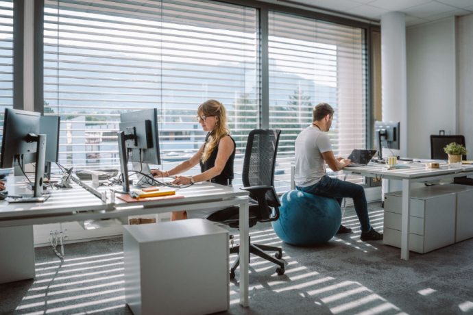 Biuro, które obniża rachunki: inwestycja zwraca się w 2,5 roku