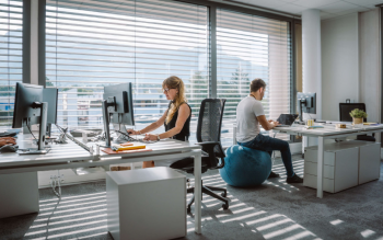 Biuro, które obniża rachunki: inwestycja zwraca się w 2,5 roku