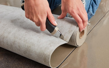 Jaki podkład pod panele wybrać? Poradnik: akustyka, wilgoć i ogrzewanie podłogowe