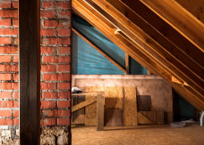 Adaptacja poddasza od podstaw. Te 4 rzeczy decydują o kosztach i zakresie prac