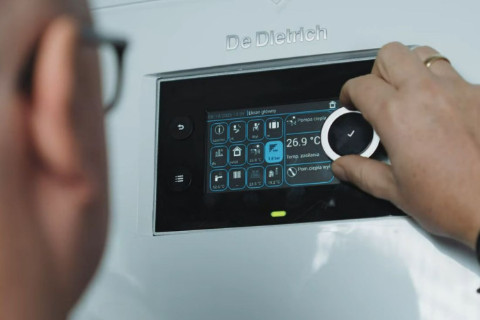 Jak efektywnie zmodernizować system grzewczy, wymieniając kocioł gazowy na pompę ciepła? Case Study Klienta De Dietrich
