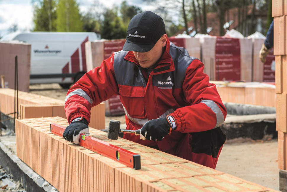 ściany z ceramiki poryzowanej murowanie