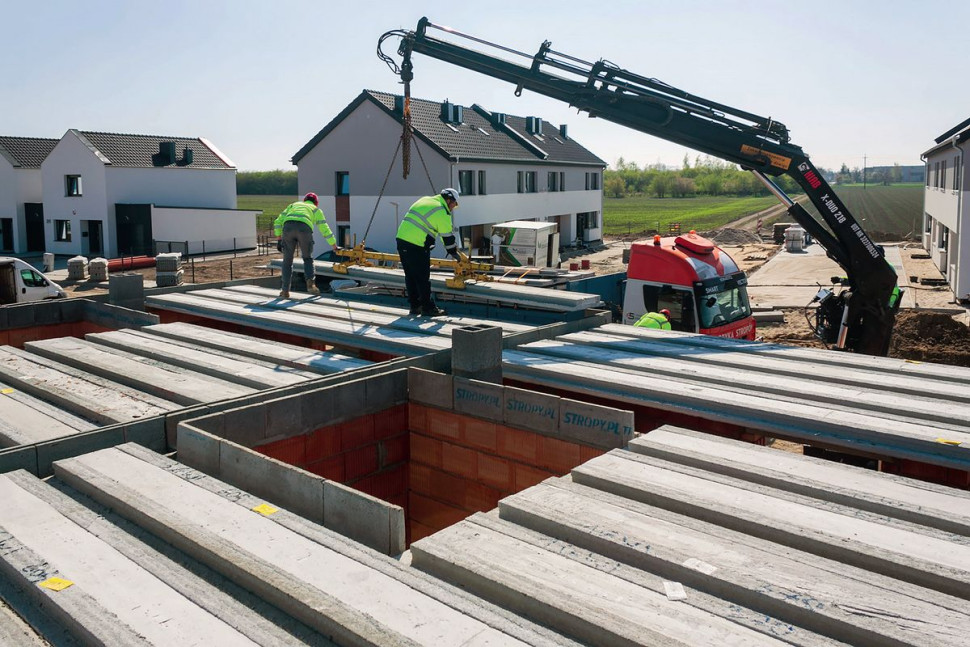 strop panelowy układanie