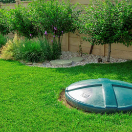 Zapomnij o szambiarce. Kiedy oczyszczalnia zamiast szamba naprawdę się opłaca