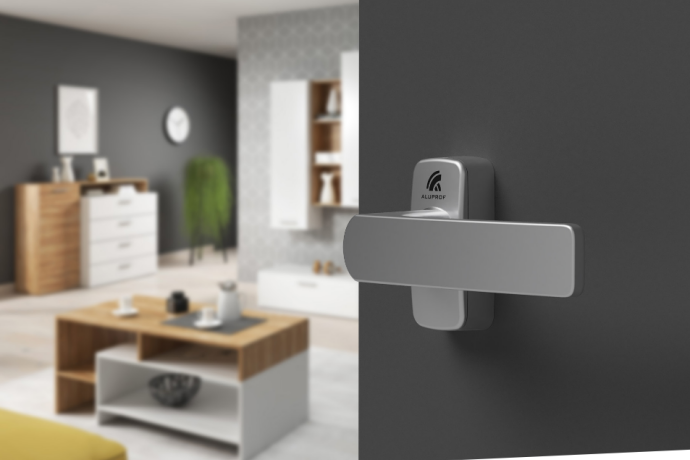 Jak działają drzwi zewnętrzne z pochwytem?