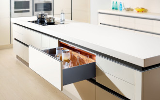 Remont kuchni bez chaosu. Co koniecznie wymienić, żeby nie żałować?