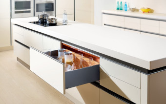 Remont kuchni bez chaosu. Co koniecznie wymienić, żeby nie żałować?