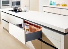 Remont kuchni bez chaosu. Co koniecznie wymienić, żeby nie żałować?