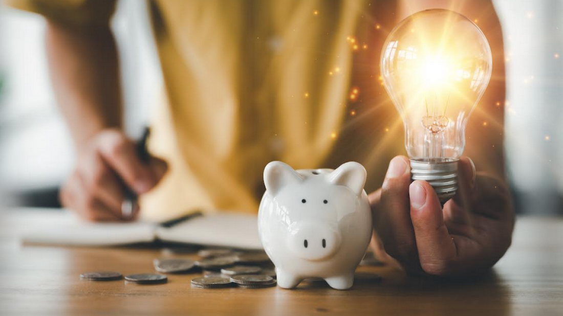 Nowoczesne sposoby na niższe rachunki: Jak sprytnie zarządzać oświetleniem?