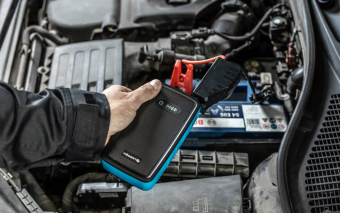 Awaryjny start auta bez stresu: Jak skutecznie korzystać z jump starterów Högert Technik?