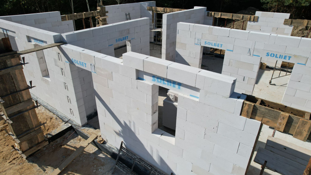 Istotna rola nadzoru na budowie przy wykonywaniu murów