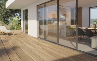 Drzwi przesuwne łączą wnętrze domu z naturą