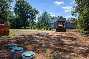 Dwa metry, które zmieniają wszystko: Sekretna zasada lokalizacji przydomowej oczyszczalni ścieków przy drodze publicznej!