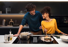 Okap na środku wyspy? Zobacz, jak technologia 2w1 zmienia zasady projektowania