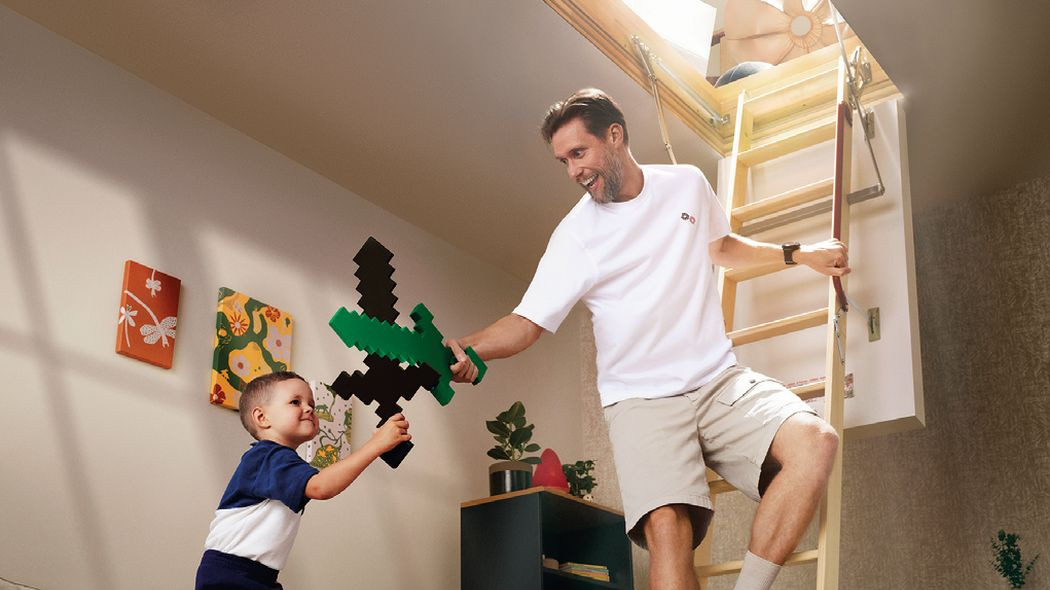 Komfortowy dostęp na strych schodami FAKRO GREENSTEP