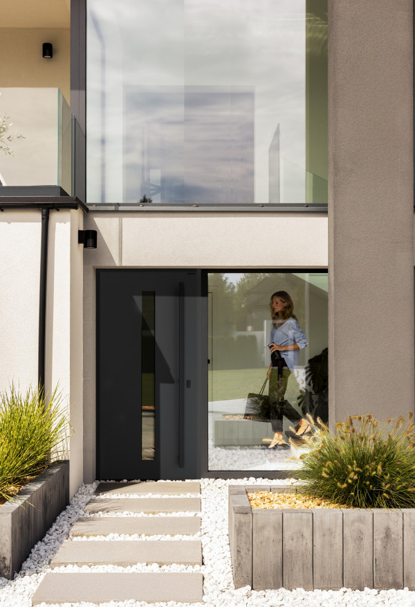 Drzwi zewnętrzne NOVA (fot. Wiśniowski)