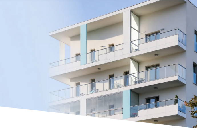 Balustrady aluminiowe RAILING: Nowoczesny system na balkon, taras i schody