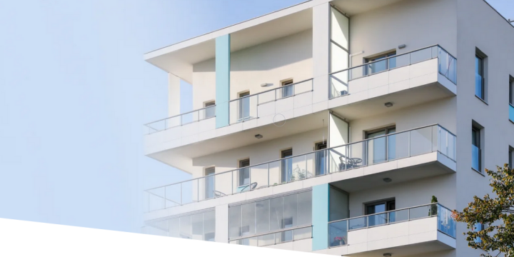 Balustrady aluminiowe RAILING: Nowoczesny system na balkon, taras i schody