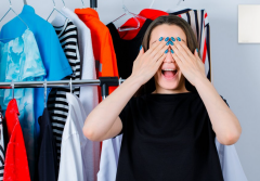 Ubrania pachną szafą? Czasem winna nie jest szafa, tylko powietrze