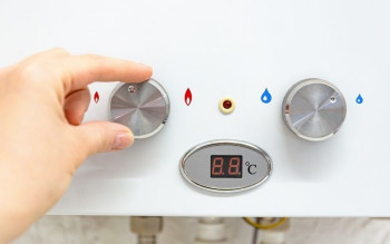 Kocioł gazowy czy pompa ciepła? Ile naprawdę kosztuje ogrzewanie w 20 lat - z ETS2 od 2027