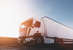 Podłączenie gniazda 7-pin - najczęstszy błąd wynika z widoku złącza