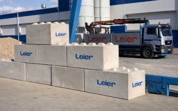Bloki betonowe Leier: Innowacyjny system do błyskawicznej budowy przestrzeni magazynowych