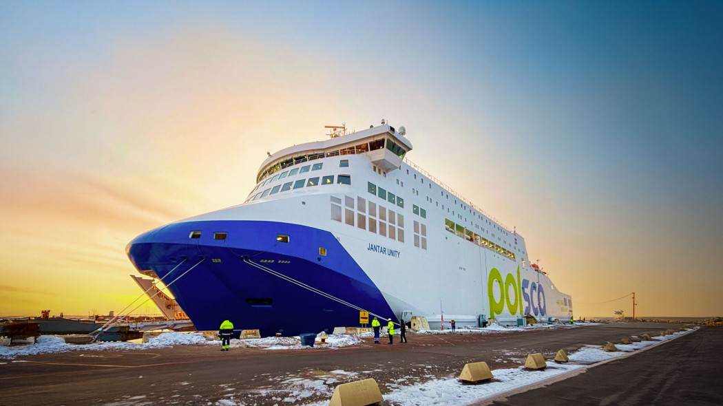 Systemy rurowe Geberit Mapress zastosowane na promie pasaźerskim Jantar Unity