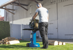 Jak wybrać łuparkę do drewna? Praktyczny przewodnik