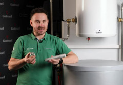 Anoda tytanowa vs magnezowa do zbiornika CWU. Od czego zależy wybór i co lepiej chroni przed korozją?