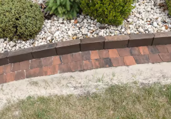 Jak zamontować obrzeża ogrodowe? Łuki bez docinania! (Brewe i Neapol)