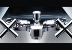 Montaż baterii ściennej i stojącej: Robisz to źle? Sprawdź kluczowy wymiar