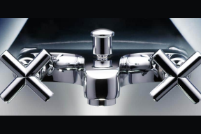 Montaż baterii ściennej i stojącej: Robisz to źle? Sprawdź kluczowy wymiar