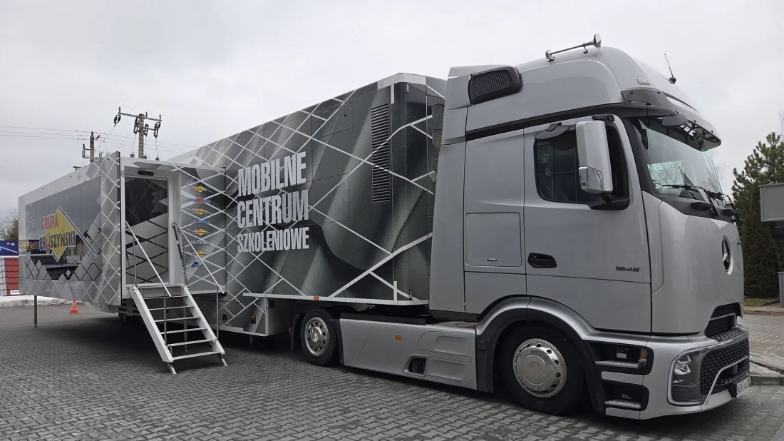 Akademia Rzemiosła Blachy Pruszyński w trasie. Szkolenia dla dekarzy