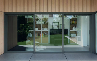 Automatyczne drzwi Schüco LivIngSlide z PVC-U