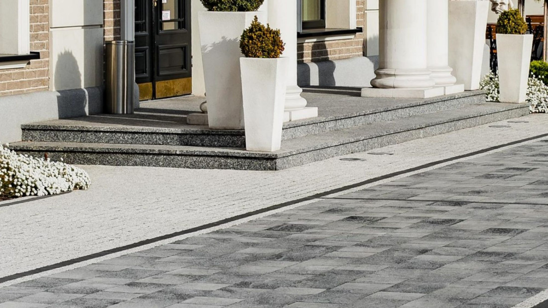 Impregnacja kostki brukowej. Ochrona nawięrzchni, łatwiejsza pielęgnacja, efekty wizualne