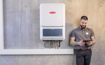 Falownik w instalacji fotowoltaicznej - od niego zależy, ile energii naprawdę wykorzystasz