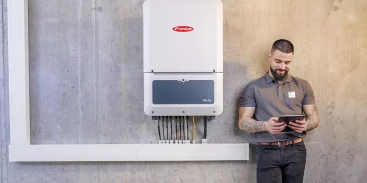 Falownik w instalacji fotowoltaicznej - od niego zależy, ile energii naprawdę wykorzystasz